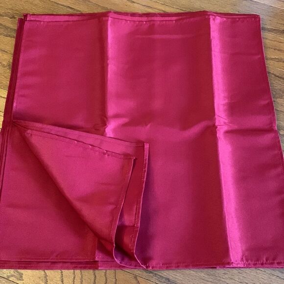 Six piece cherry red table napkins X two total 12 - Picture 3 of 5